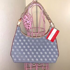 🎁🥂NWT Authentic Dooney & Burke Heather Blue/Tan Short Shoulder Bucket Bag #L535